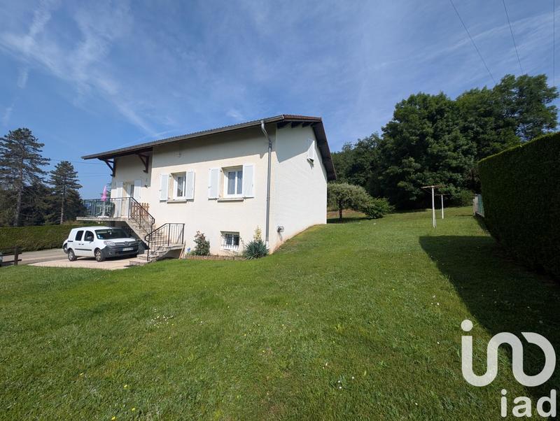 Maison - 144 m² - 8 pièces