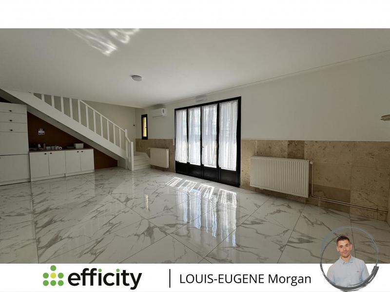 Maison - 220 m² - 9 pièces