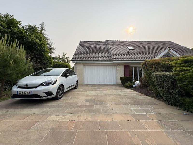 Maison traditionnelle - 226 m² - 8 pièces