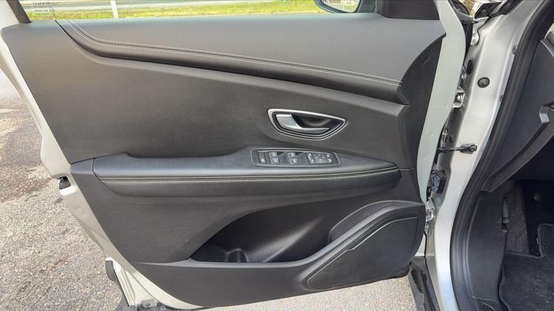 Renault Scénic IV 1.7 Blue dCi 150 Intens