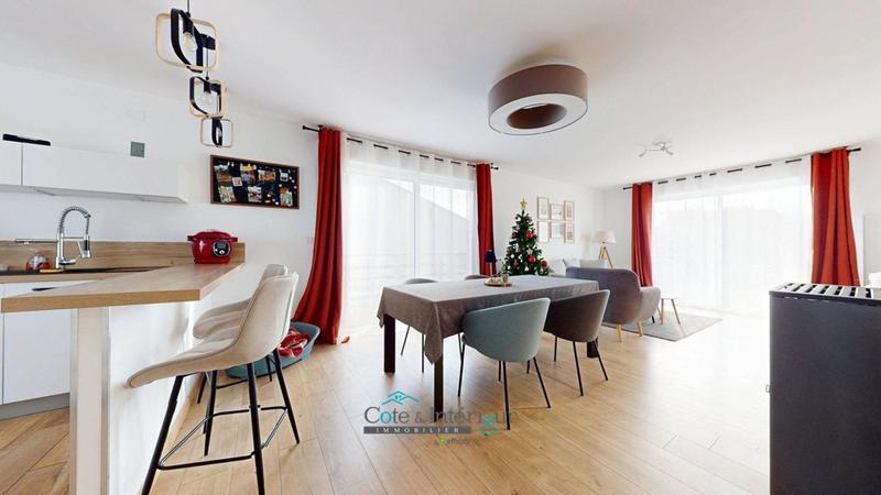 Pavillon - 105 m² - 5 pièces