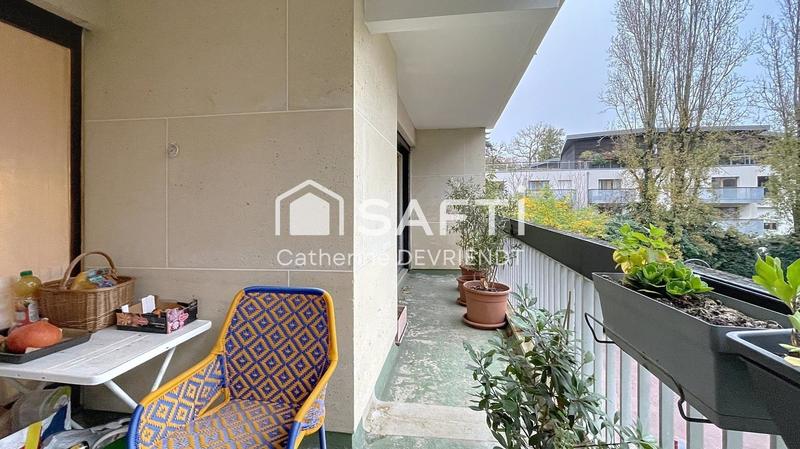 Appartement - 90 m² - 4 pièces