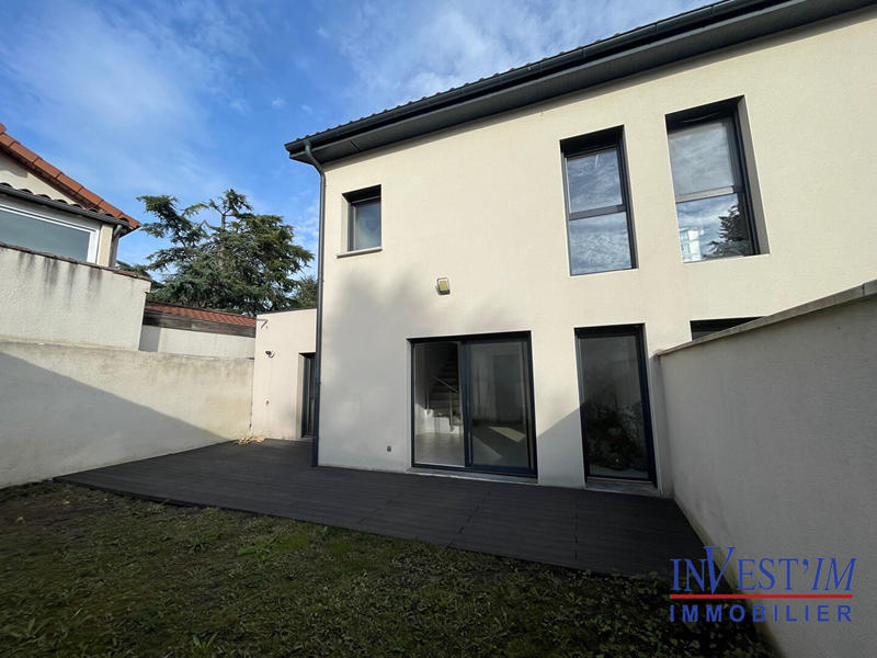 Maison - 95 m² - 4 pièces