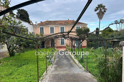 Maison - 120 m² - 4 pièces