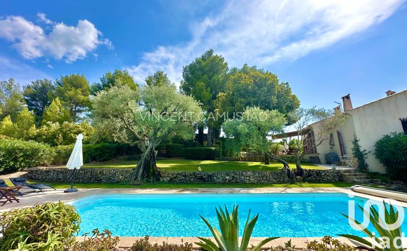 Maison - 177 m² - 7 pièces