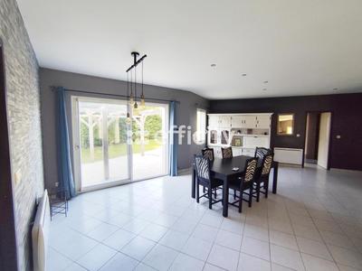 Maison - 160 m² - 5 pièces