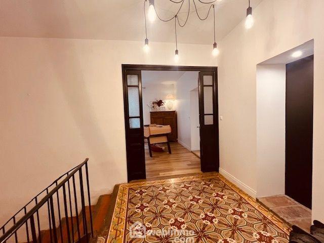 Maison - 224 m² - 6 pièces