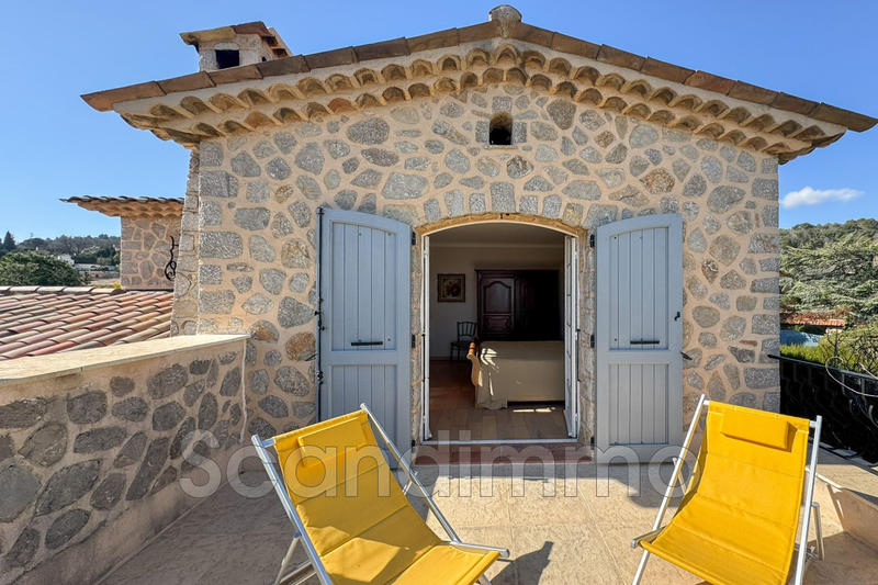 Maison - 155 m² - 6 pièces