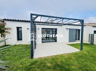 Maison - 100 m² - 4 pièces