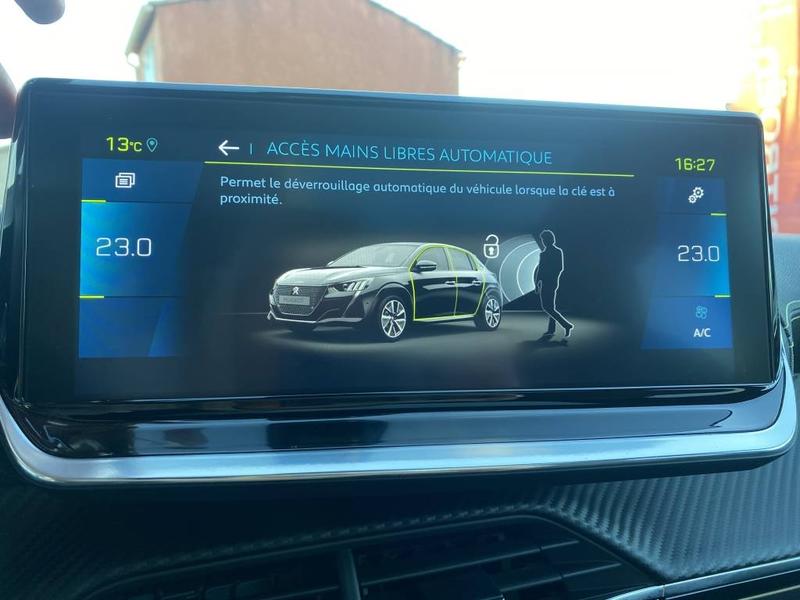 Peugeot E-208 II 136 Electrique Gt