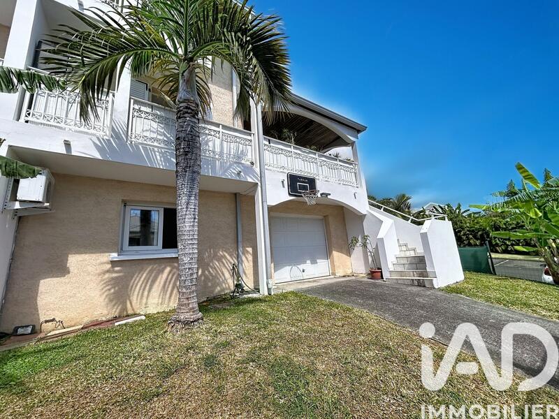 Maison - 152 m² - 8 pièces