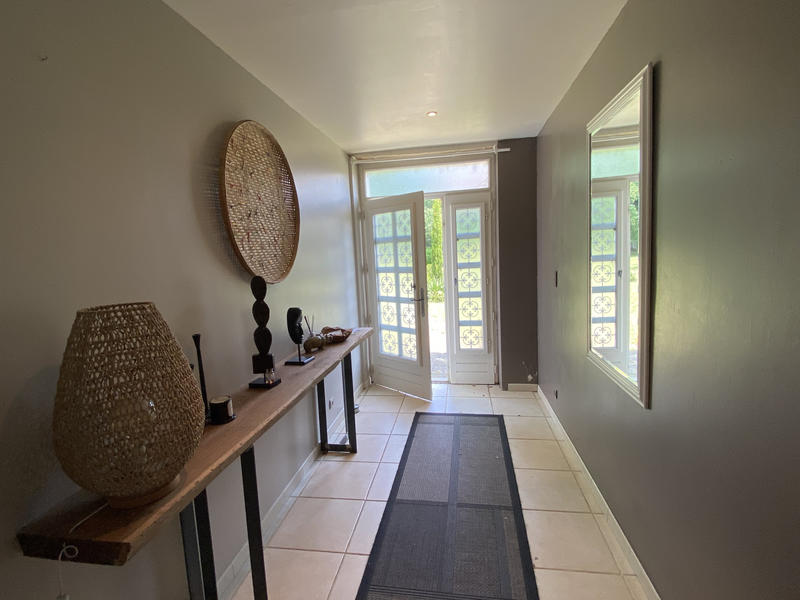 Maison - 280 m² - 7 pièces