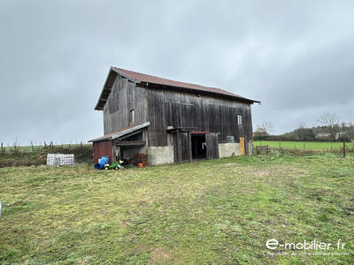 Maison - 143 m² - 1 pièce