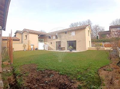 Maison - 115 m² - 5 pièces