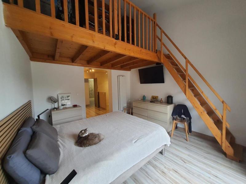 Maison - 240 m² - 7 pièces