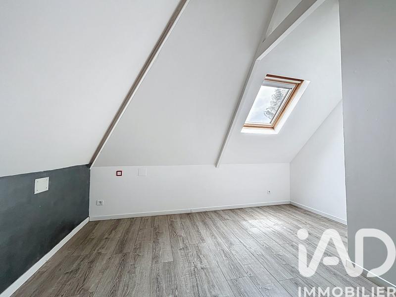Maison - 185 m² - 7 pièces