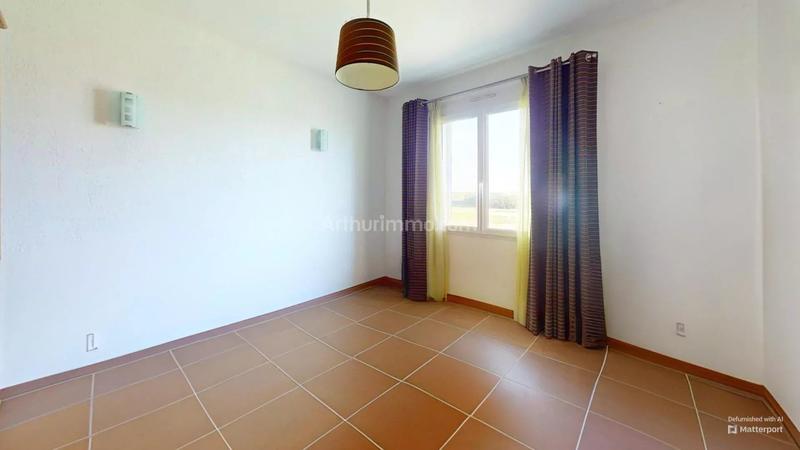 Maison - 215 m² - 5 pièces