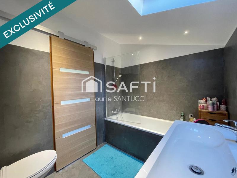 Maison - 103 m² - 4 pièces