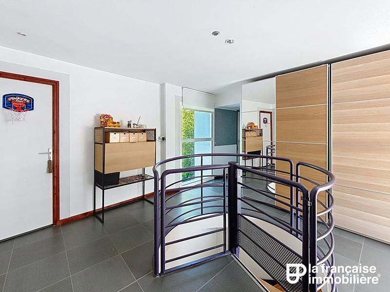 Maison - 142 m² - 5 pièces