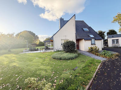 Maison - 107 m² - 7 pièces