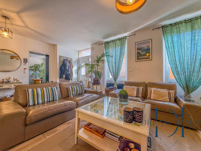 Maison - 190 m² - 7 pièces