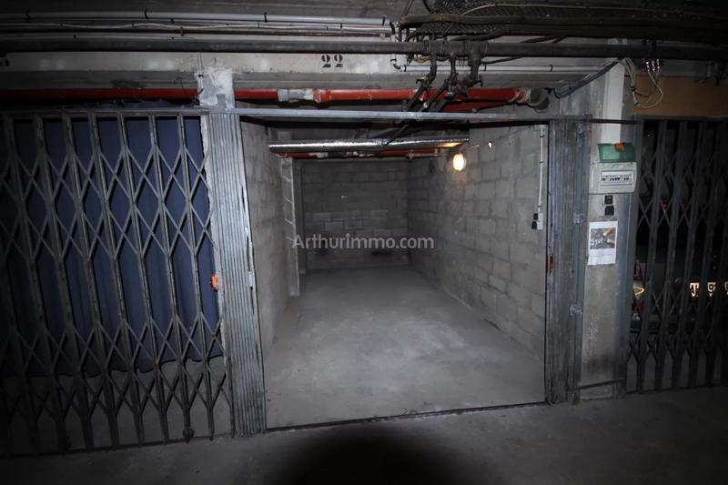 Parking / Garage - 13 m²