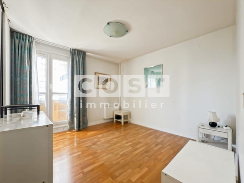 Appartement - 91 m² - 4 pièces