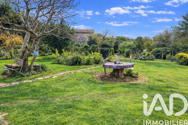 Maison - 210 m² - 7 pièces