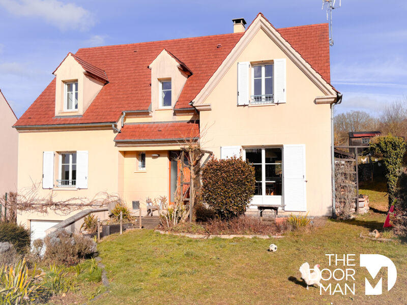 Maison - 185 m² - 8 pièces