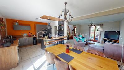 Maison - 163 m² - 7 pièces