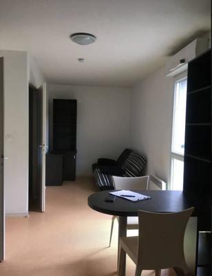 Studio - 18 m² - 1 pièce