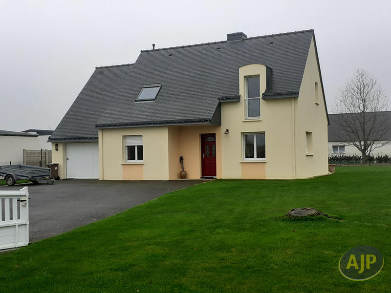 Maison - 101 m² - 5 pièces