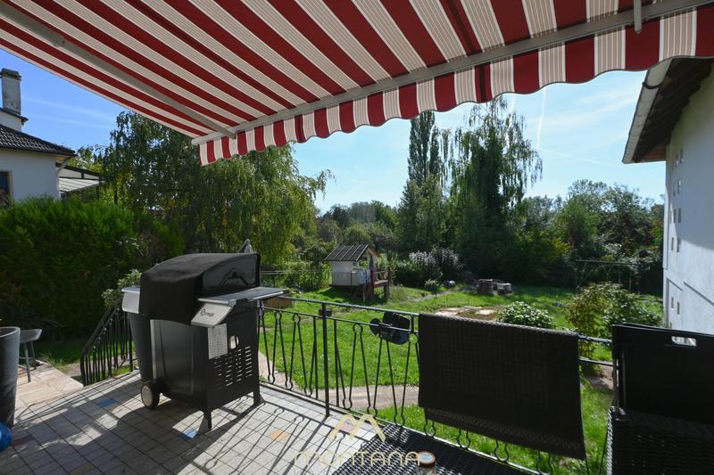 Maison - 238 m² - 7 pièces