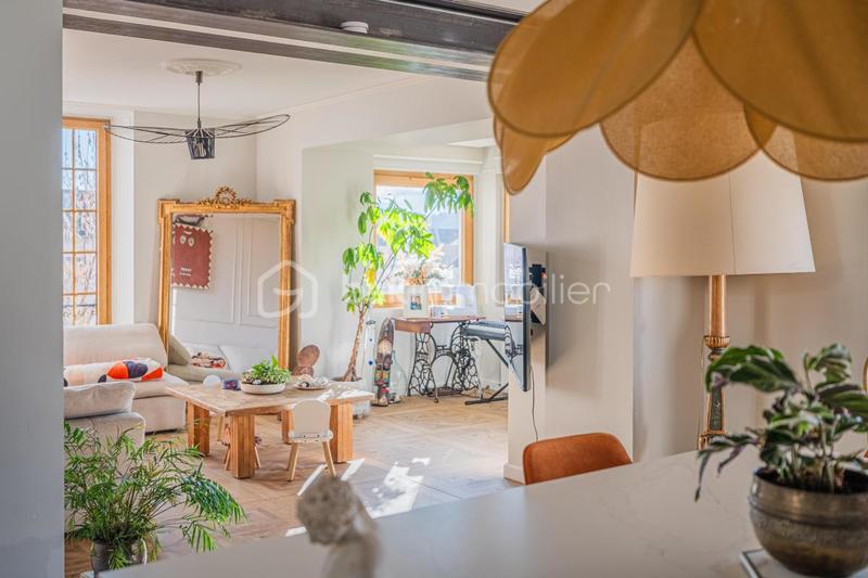 Duplex - 115 m² - 5 pièces