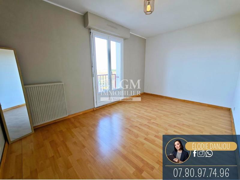 Appartement - 85 m² - 3 pièces