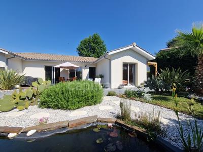 Maison - 110 m² - 5 pièces