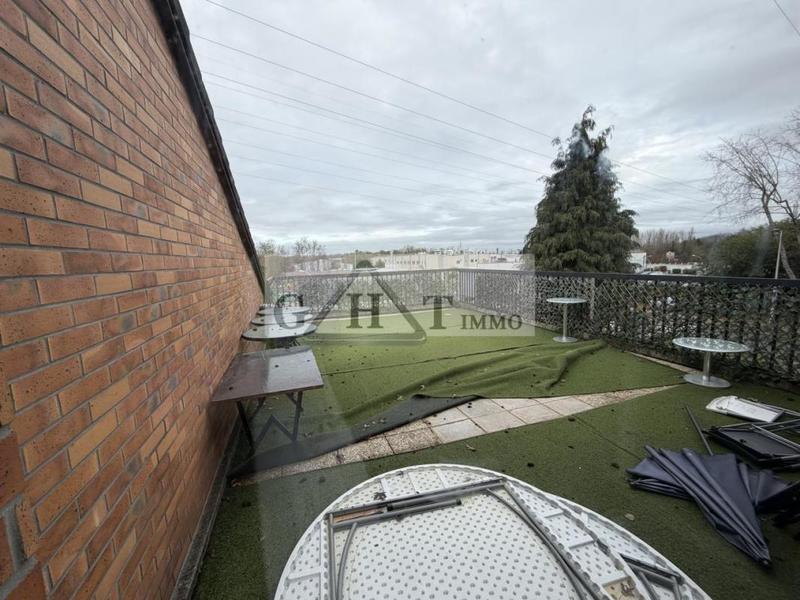 Entrepôt - 1 400 m²