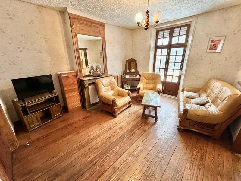 Maison - 117 m² - 7 pièces