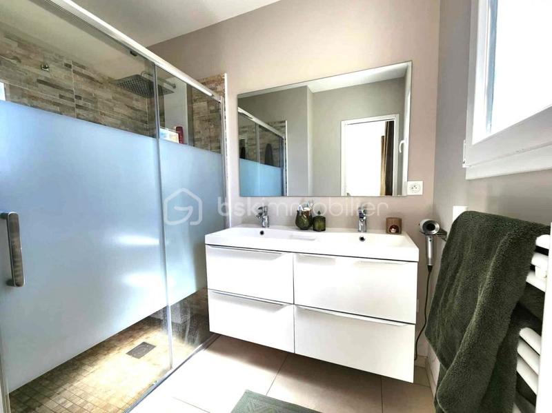 Villa - 145 m² - 6 pièces