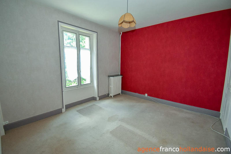 Maison - 282 m² - 9 pièces