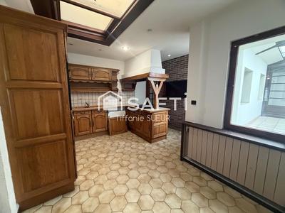 Maison - 98 m² - 5 pièces