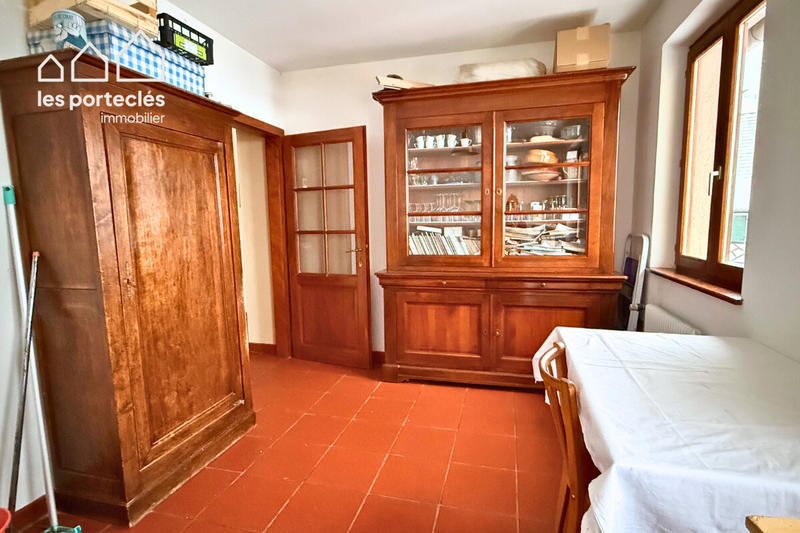 Immeuble - 188 m² - 8 pièces