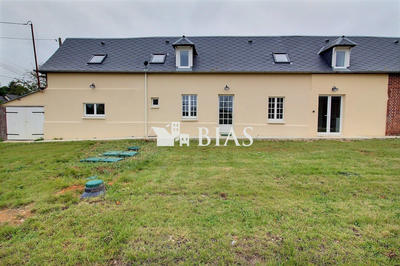 Maison - 140 m² - 6 pièces