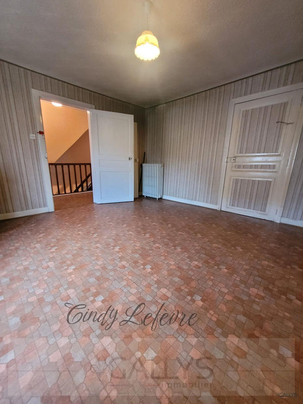 Maison - 113 m² - 6 pièces