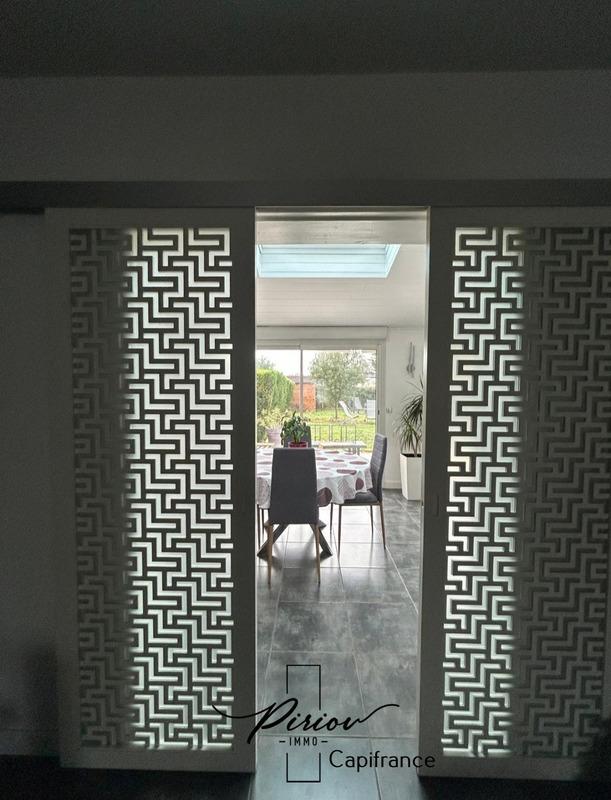 Pavillon - 110 m² - 6 pièces