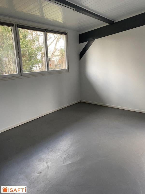 Maison - 140 m² - 6 pièces