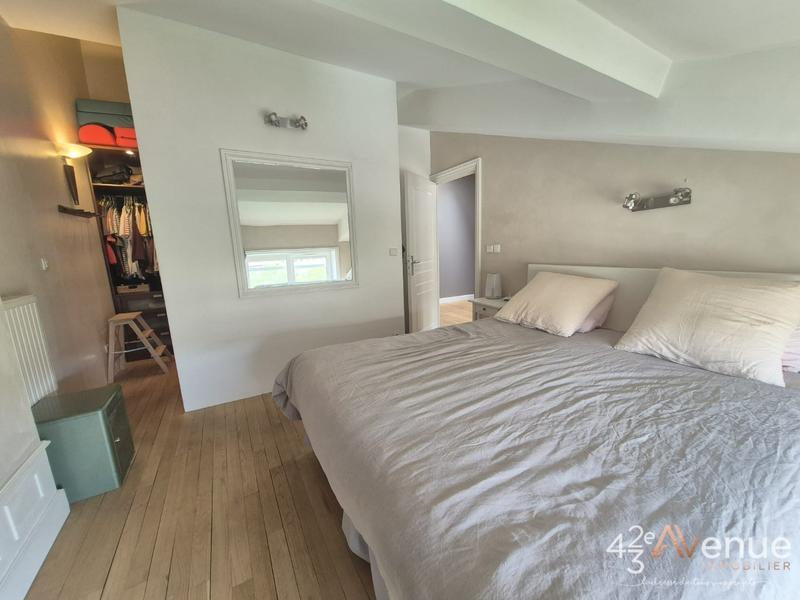 Appartement - 132 m² - 5 pièces