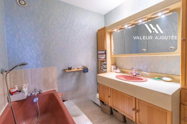 Appartement - 76 m² - 4 pièces