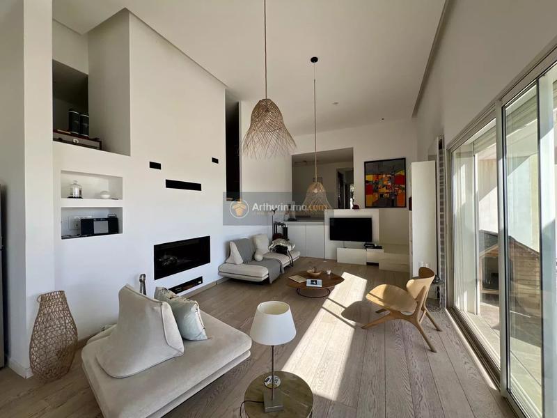 Maison - 185 m² - 6 pièces