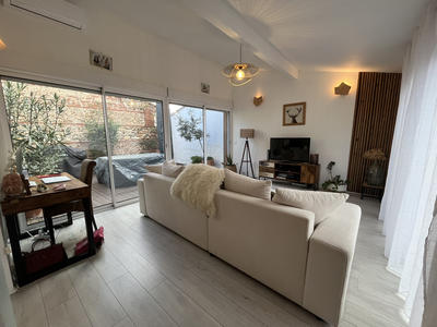 Maison - 102 m² - 4 pièces